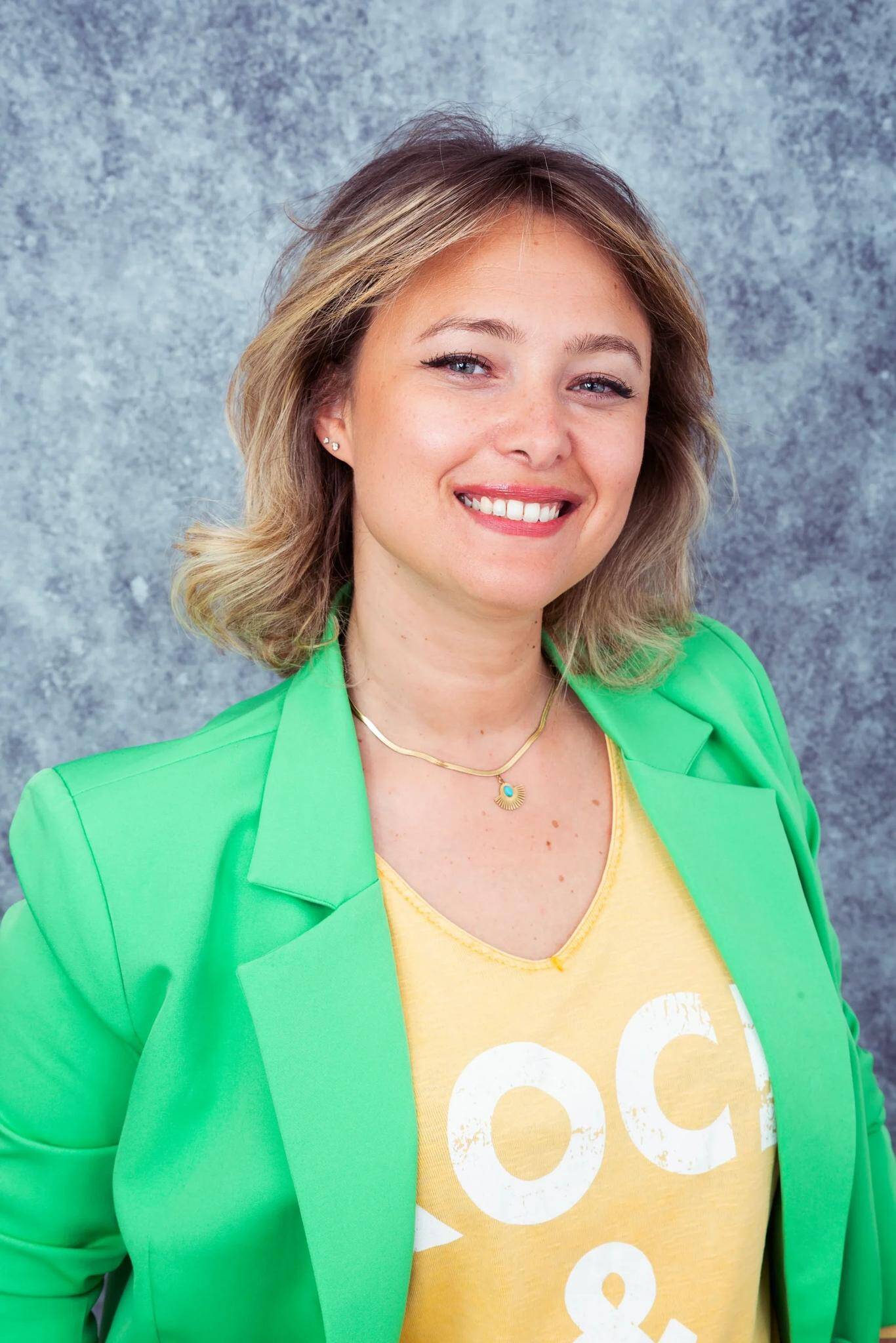 Cyrine Younsi - Consultante SEO / GEO +20  ans d'expérience