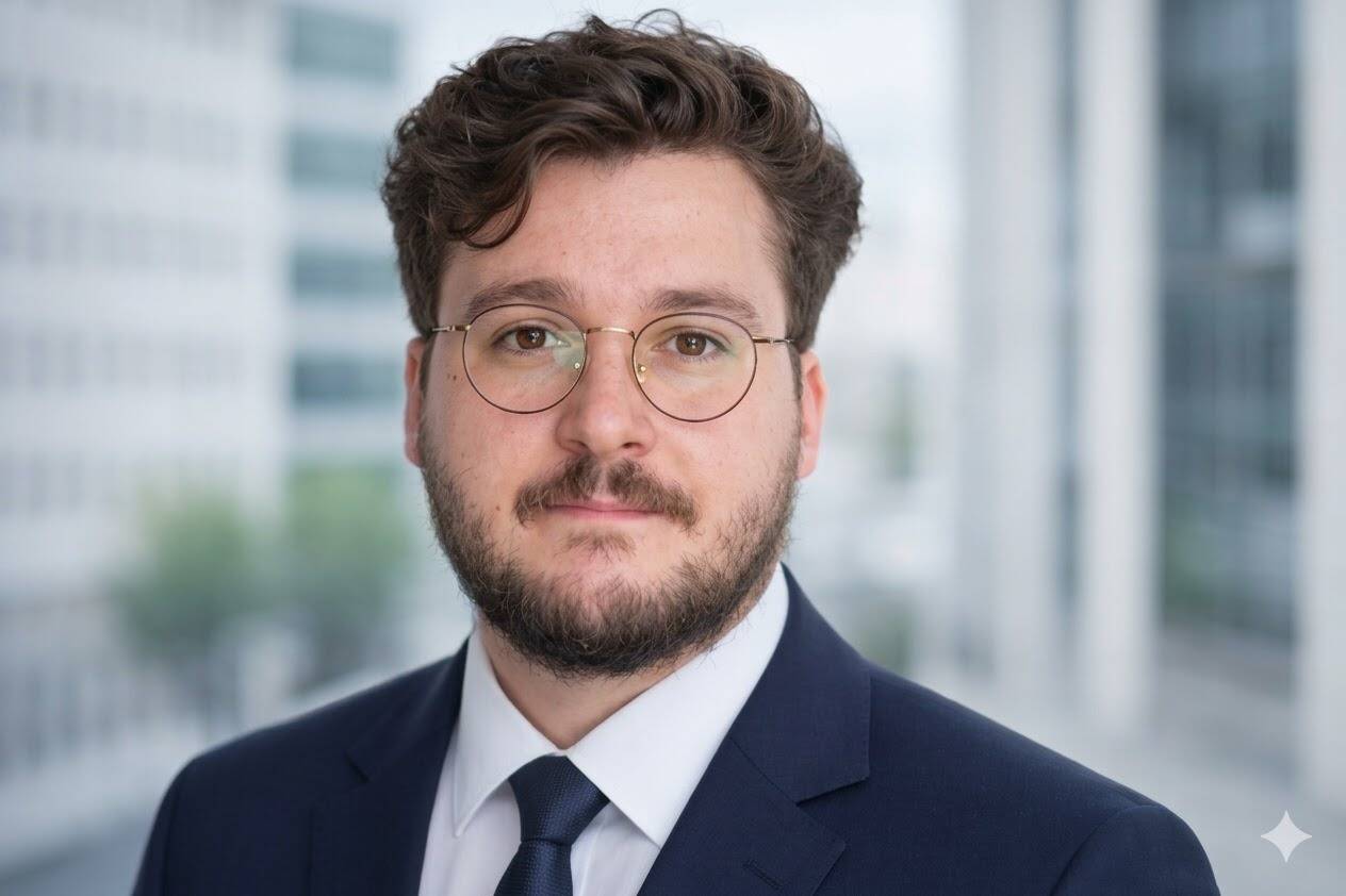 Ethan K. - Senior Fullstack Software Engineer 
