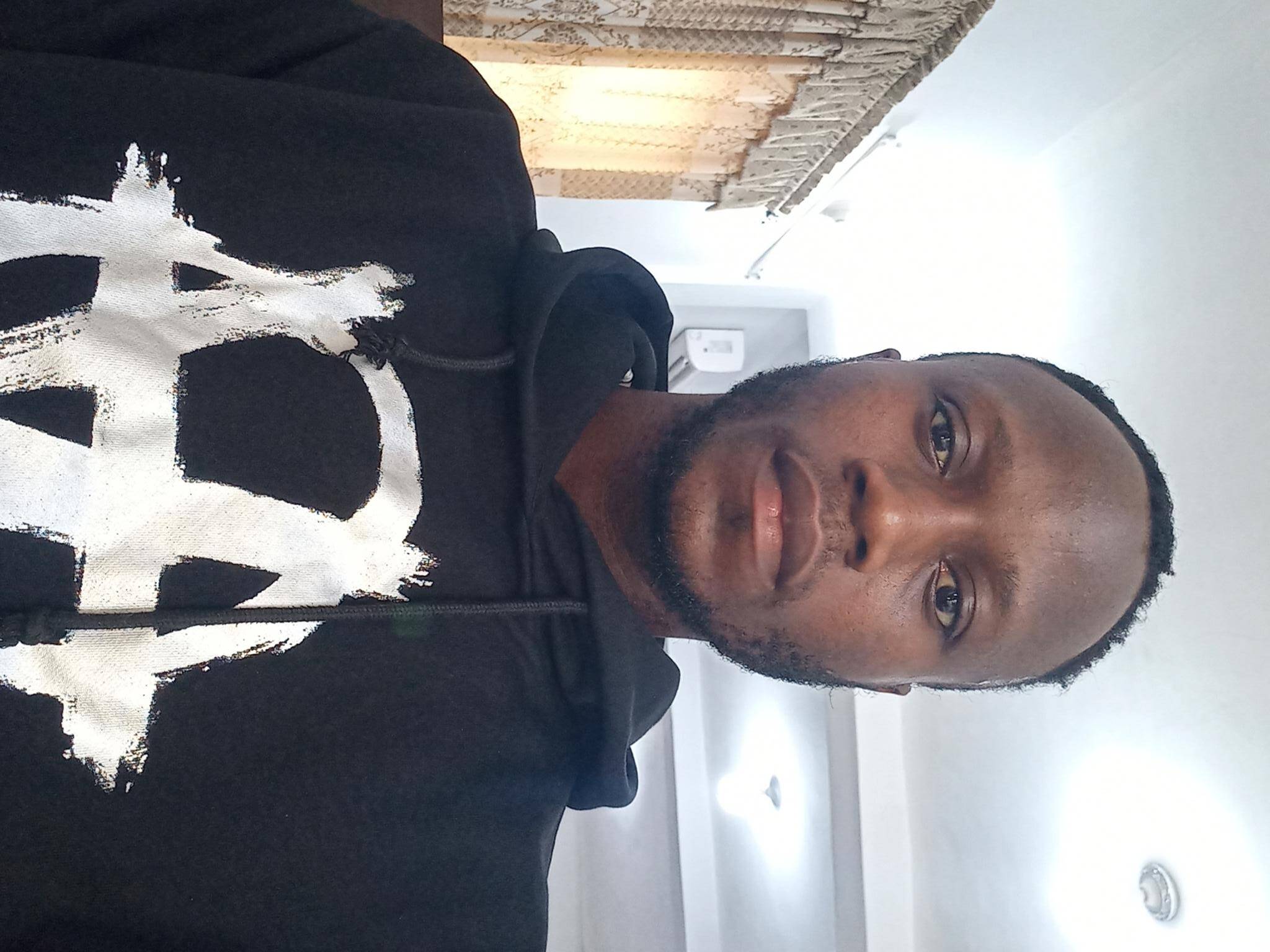 Bignon Oronce Dumas Tchiakpe - Assistant virtuel dans vos tâches administratives 