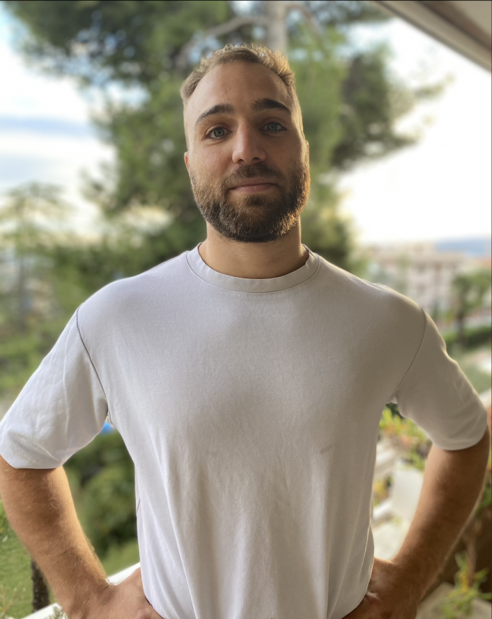 Yoan Caille - UX/UI Designer I Product Design I UX 