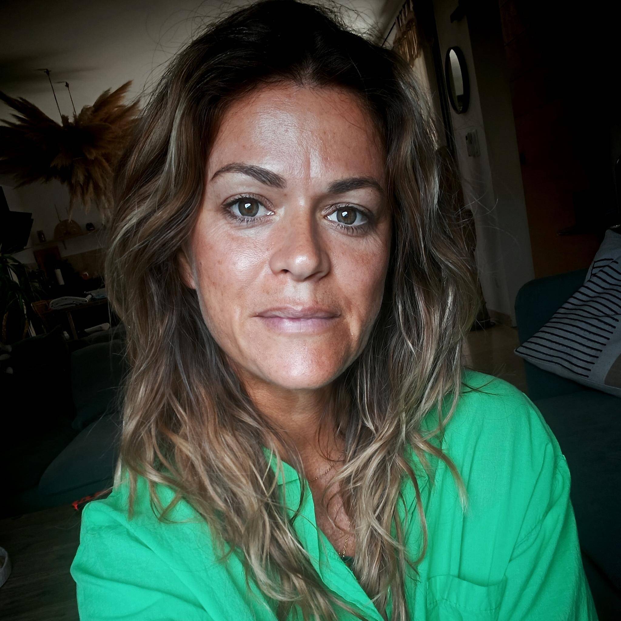Jenn O. - Créatrice de Contenu UGC
