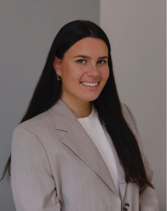 Victoria C. - Experte Marketing Communication Gestion de projet