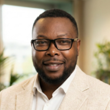 Pascal Aurèle Eloumou Mboudou - Data Analyst & Data Engineer