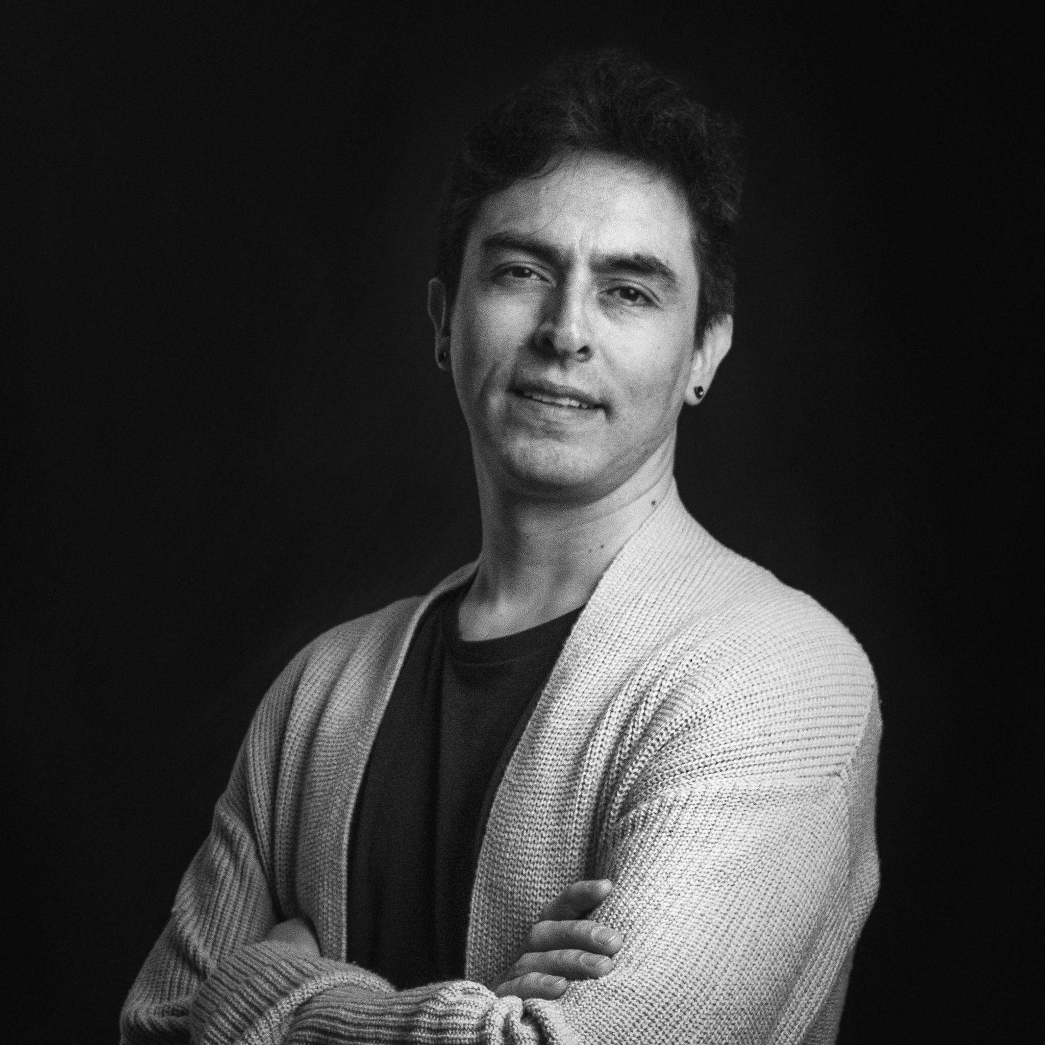 Luis O.