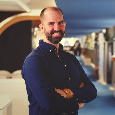 Adrián Gosálvez - AI Applications Engineer