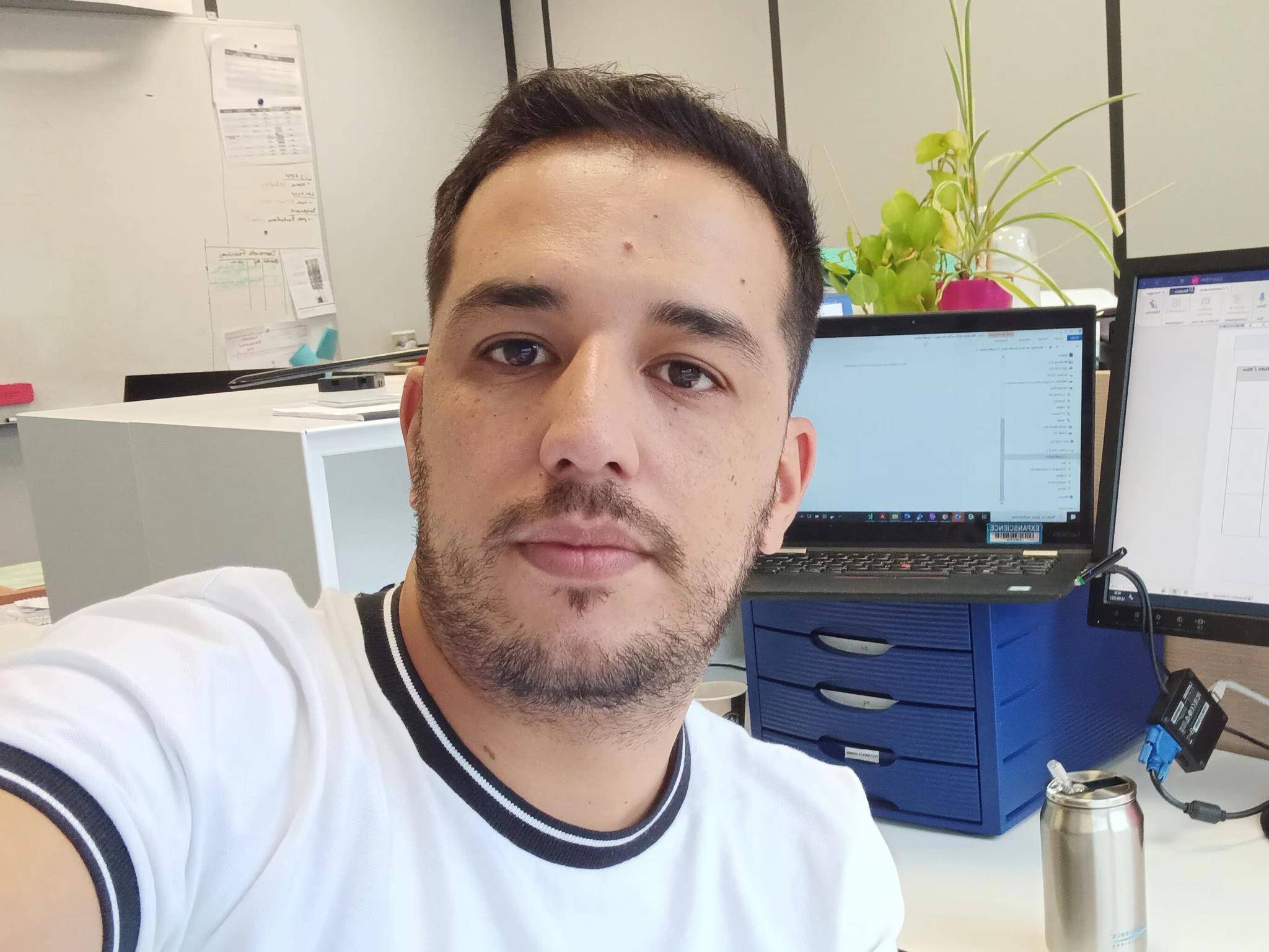 Menia Djamel