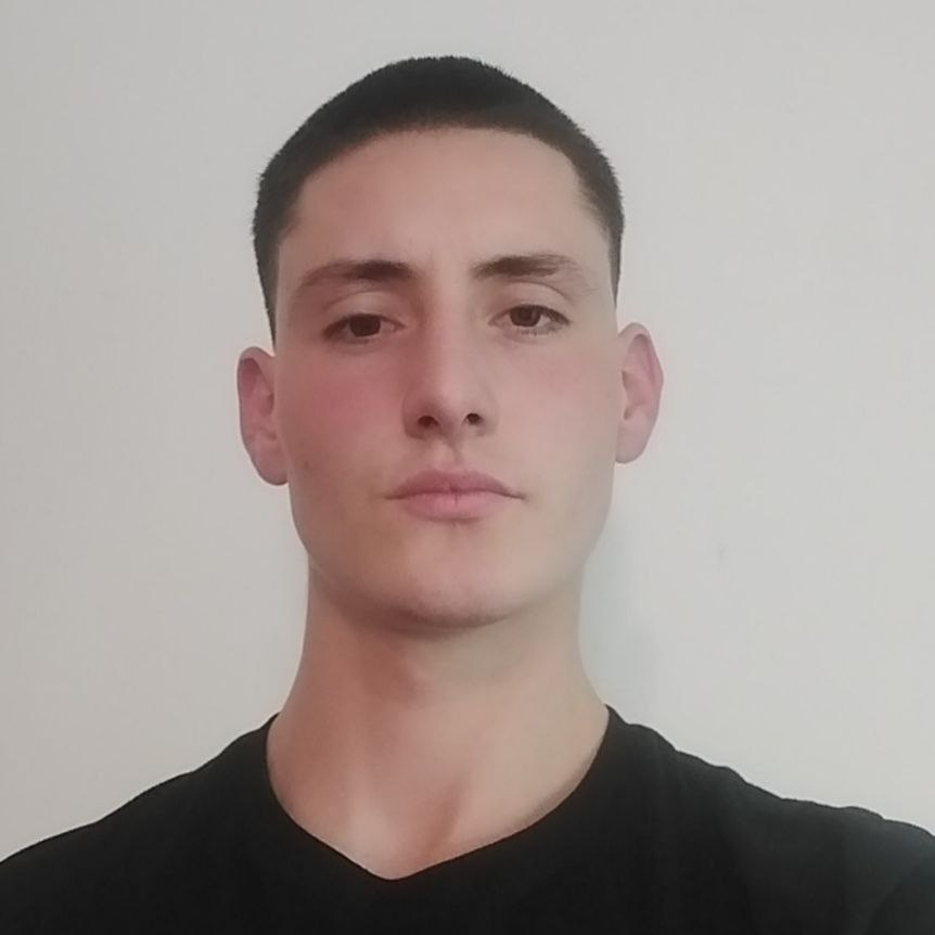 Léo S.