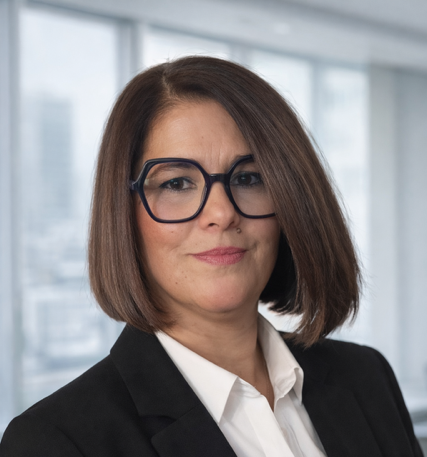 Yasmina Mouffok - Category Manager/ Global lead buyer/ IT buyer