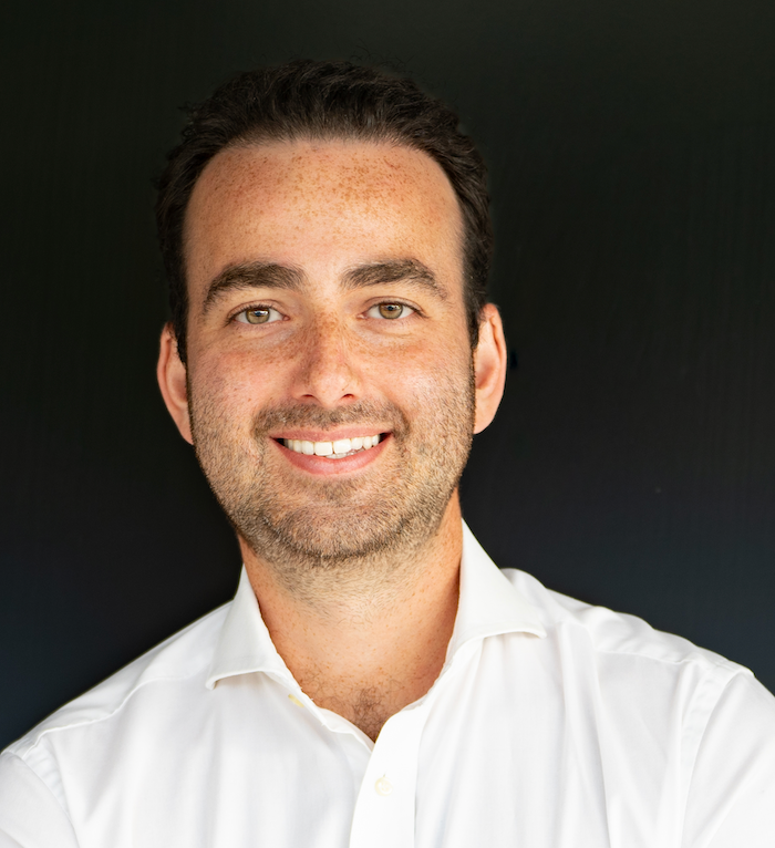 Benjamin  - Recruiting, HR Management, HRBP, End-to-End Rec