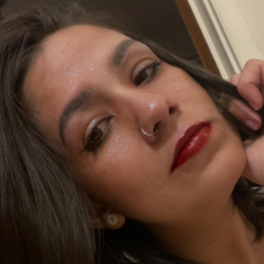 Aline Xavier - Front-End Developer & WordPress Specialist