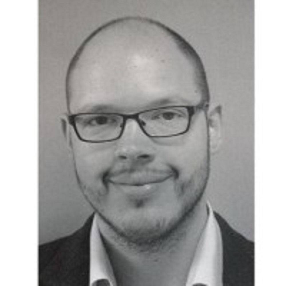 Christophe S.b. - Senior Data Engineer / Analytics & BI Lead