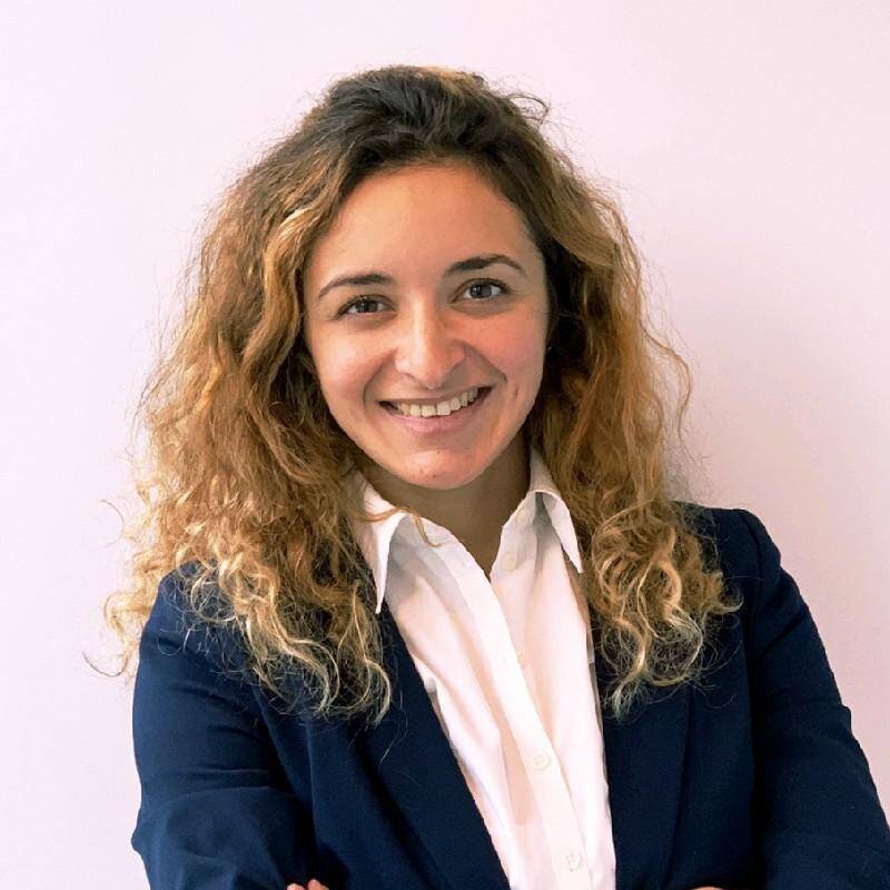 Dina H.