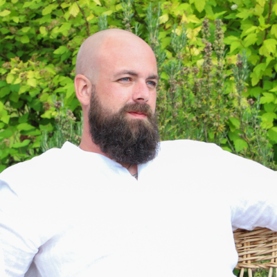 Adrien Guyot - Community Manager & Graphiste