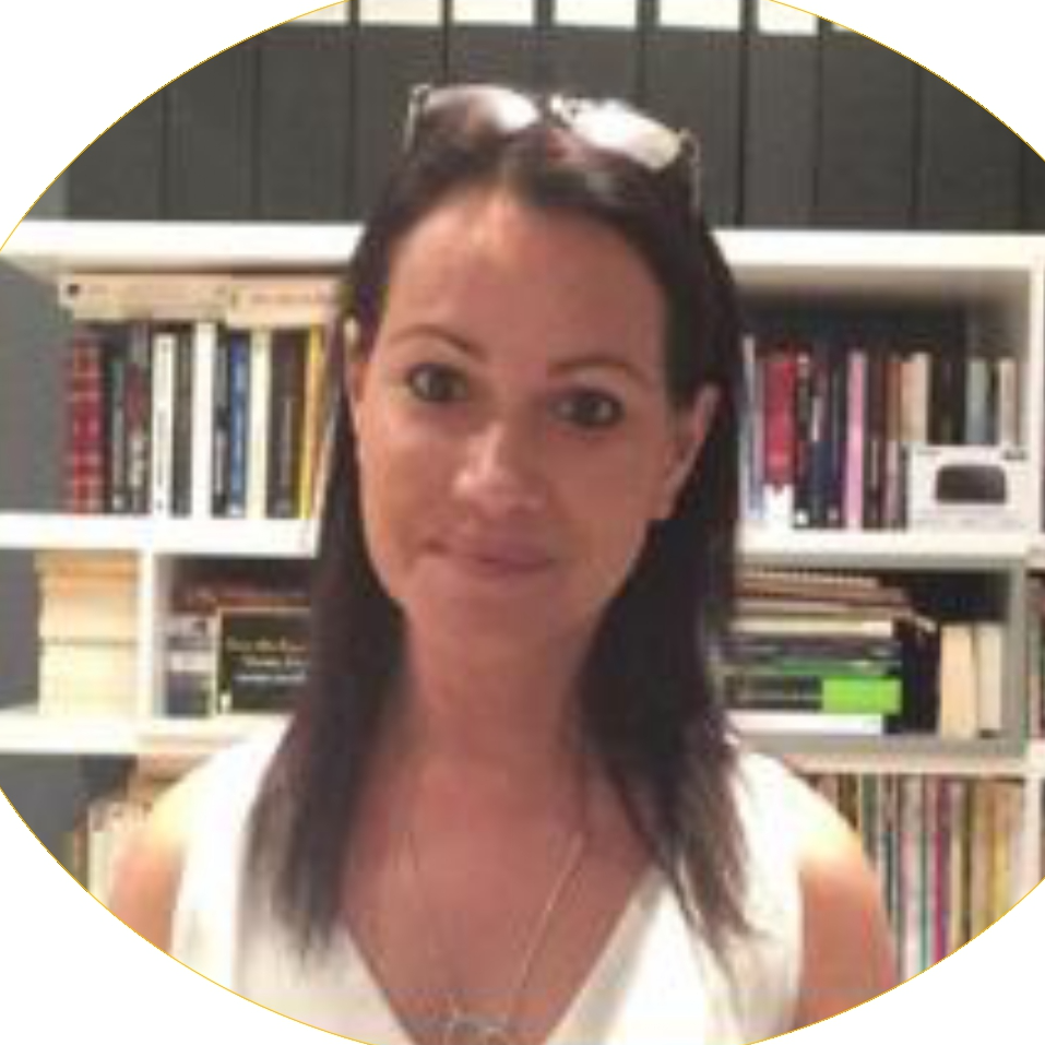 Isabelle R. - COMPTABLE