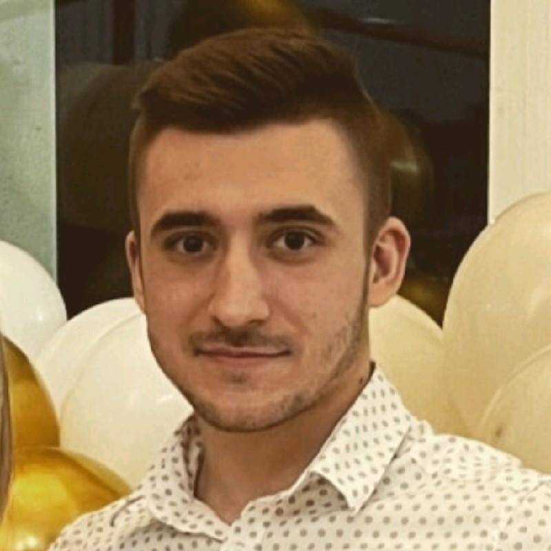 Julien R. - Développeur Full-Stack Symfony