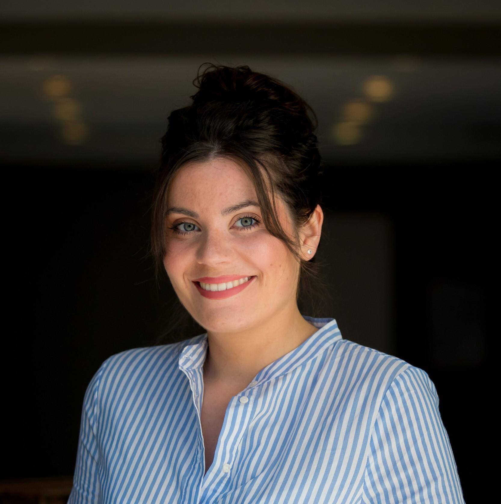 Malika  - Chef de projet digital