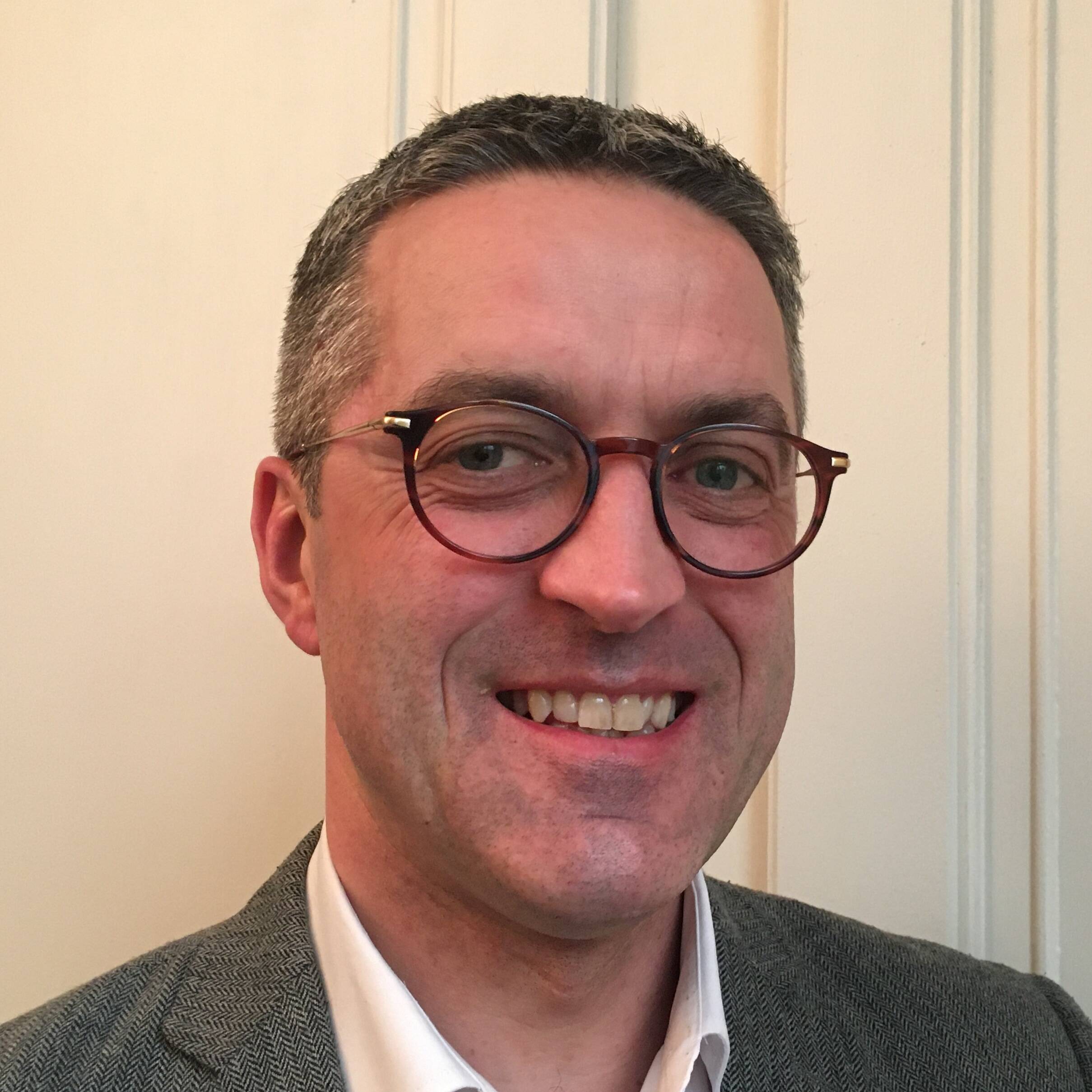 Olivier  - Interim Manager / Directeur / PMO