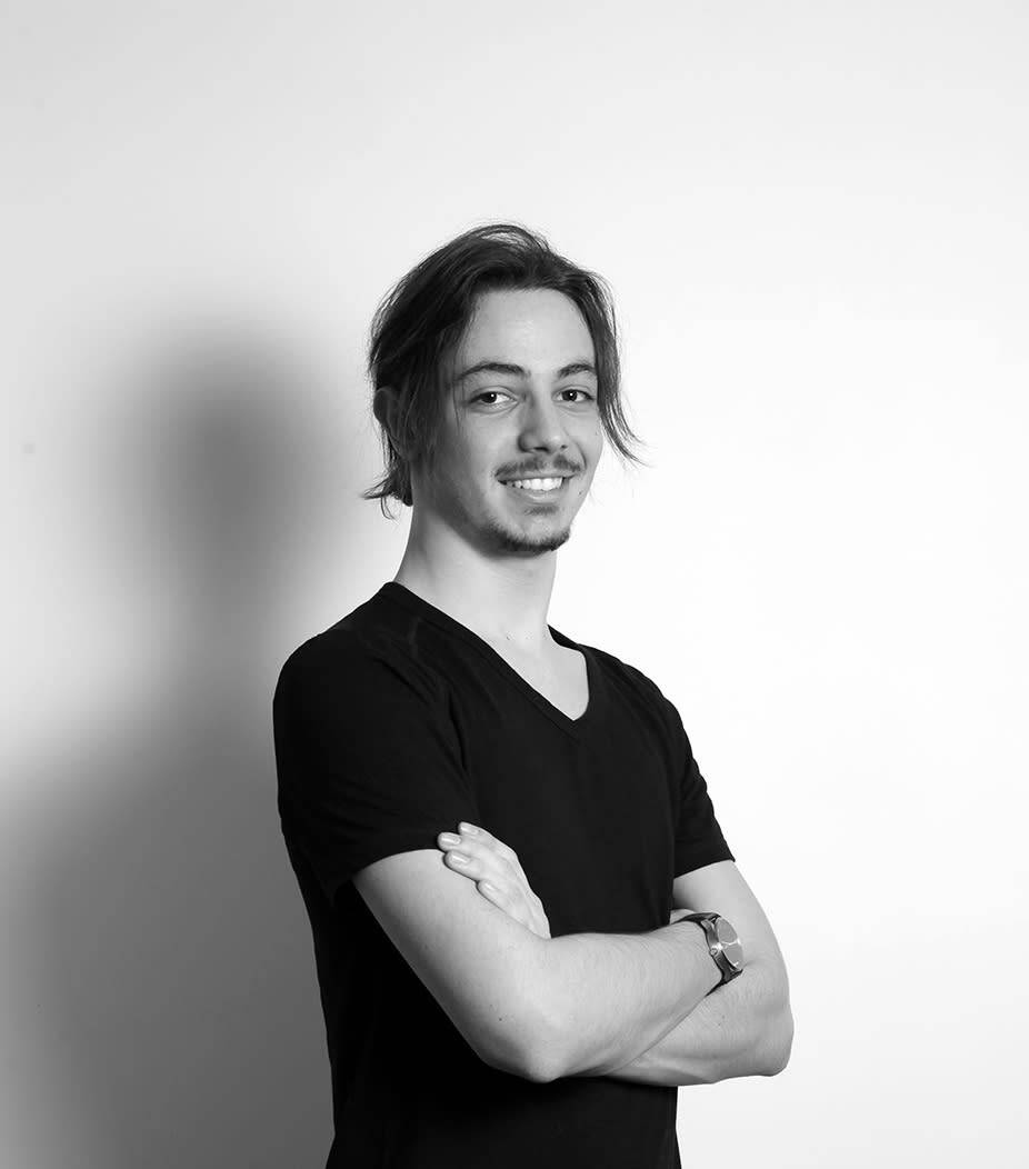 Yoan C. - UX/UI Designer & Directeur Artistique Digital 
