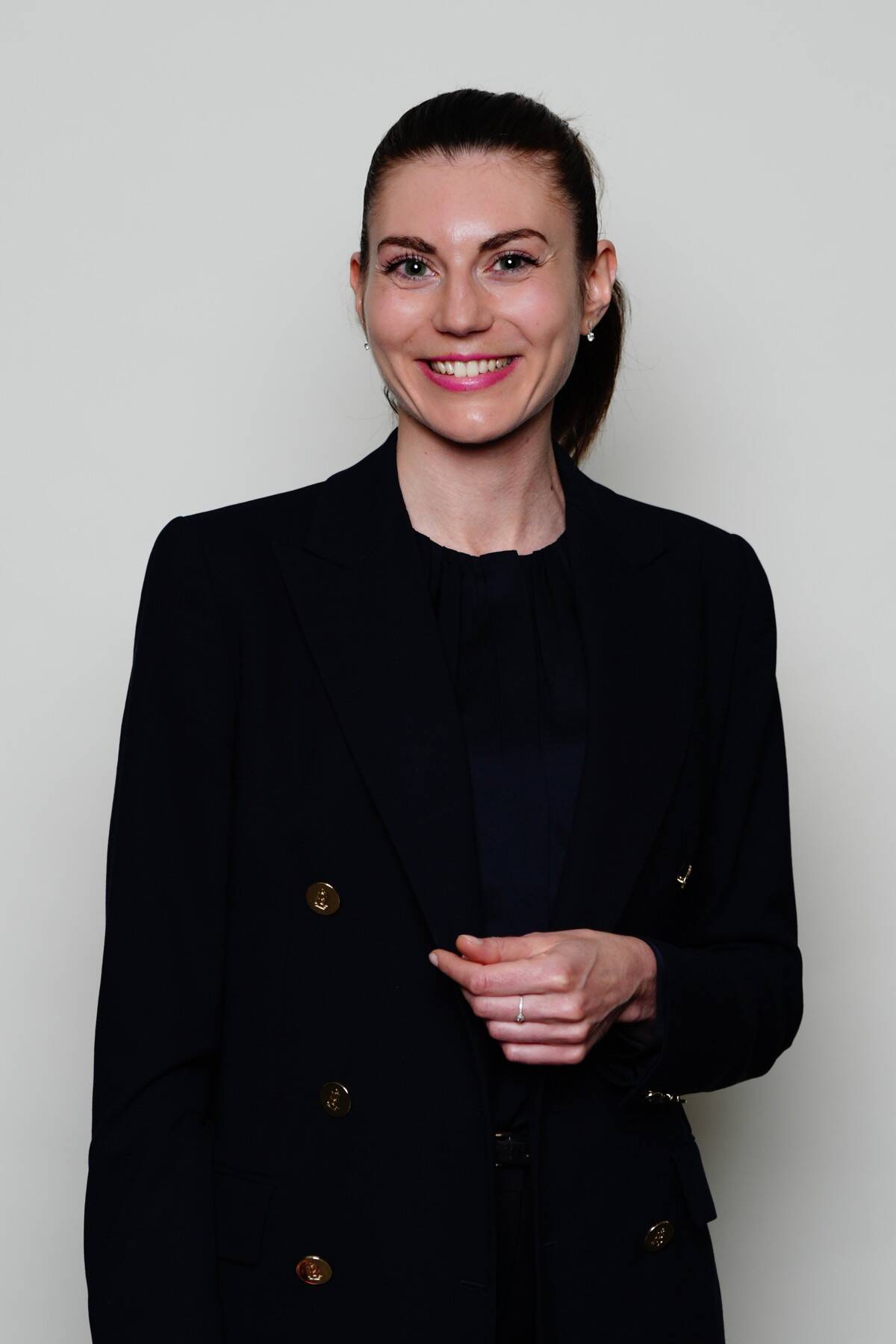Lamya V. - Trainer - Brand Development 🇬🇧🇮🇹🇪🇸🇫🇷 