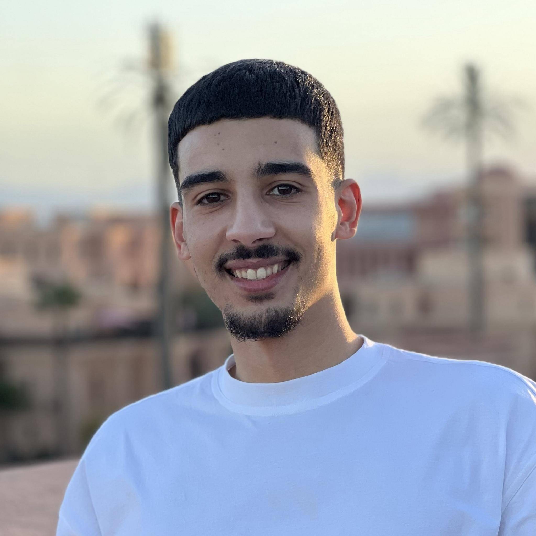 Nabil  - UX/UI Designer · Spécialiste E-commerce