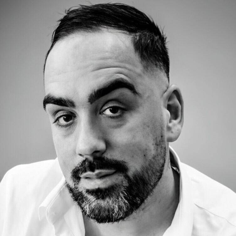 Alain  - administrative manager