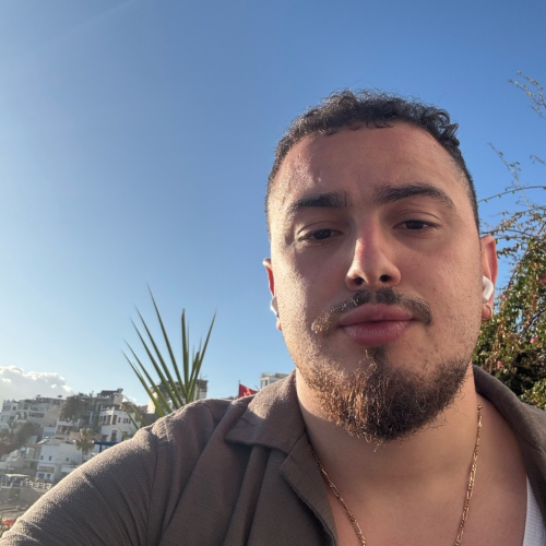 Free D. - ML Engineer & Cloud Architect