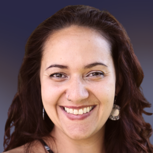 Naïoumi  - Yoga, Customer Success, Formation & Communication