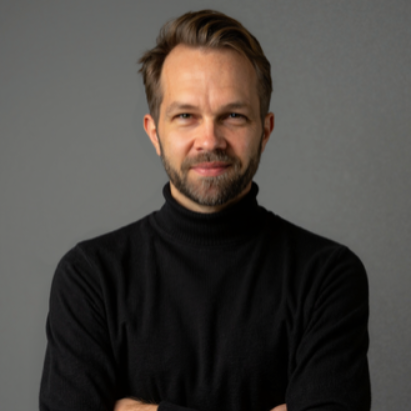Sören Stricker - KI-Berater & Digitalisierungsexperte | ex-VW | KMU