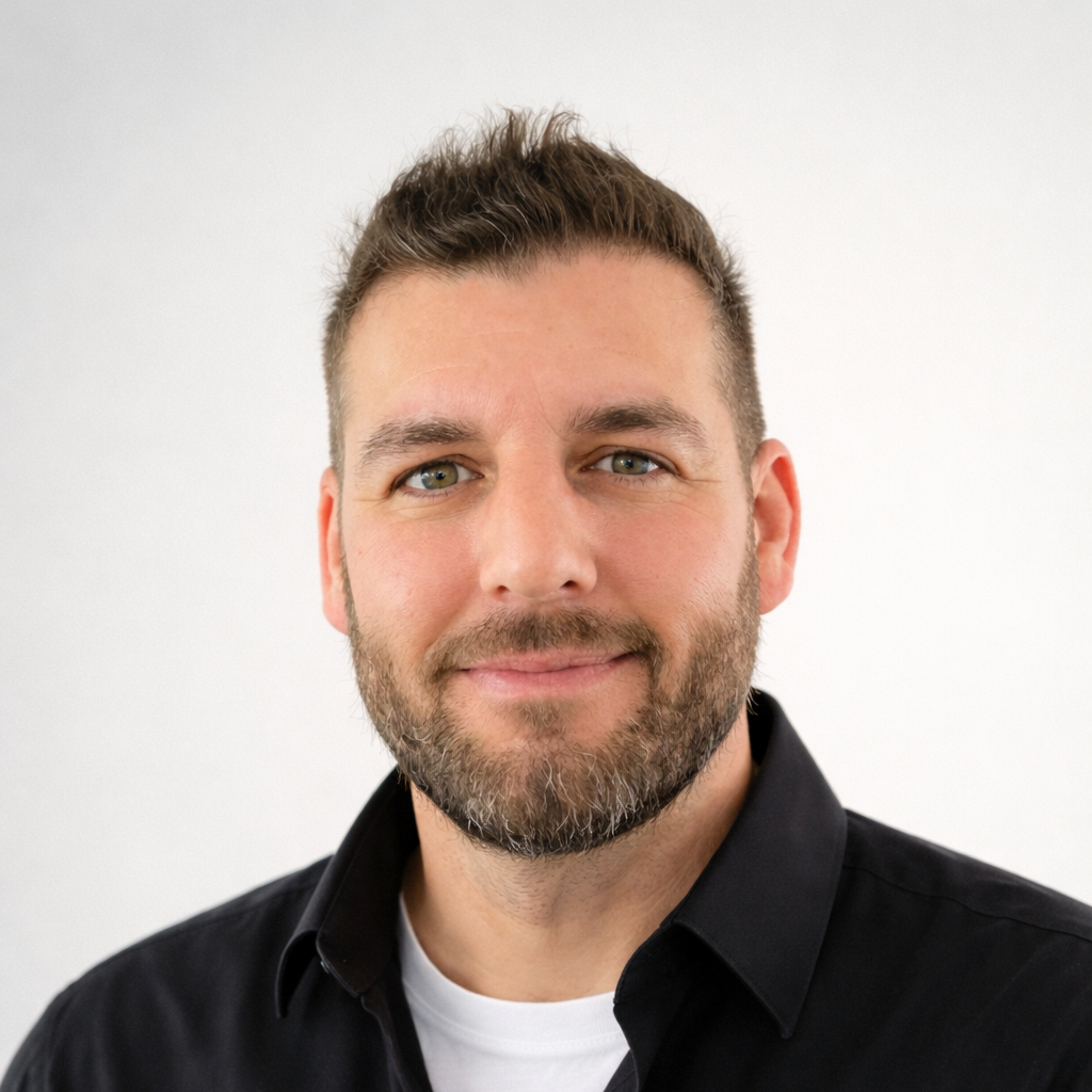 Jérémy De Crescenzo - Brand & Graphic Designer senior