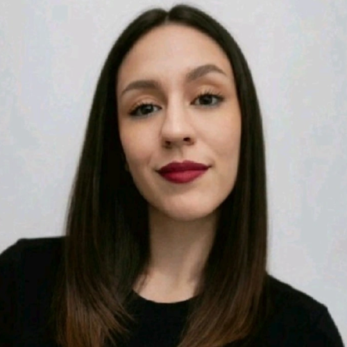 Nathalia V. - PMM & CSM | SaaS | B2B | GTM, Adoption, Rétention