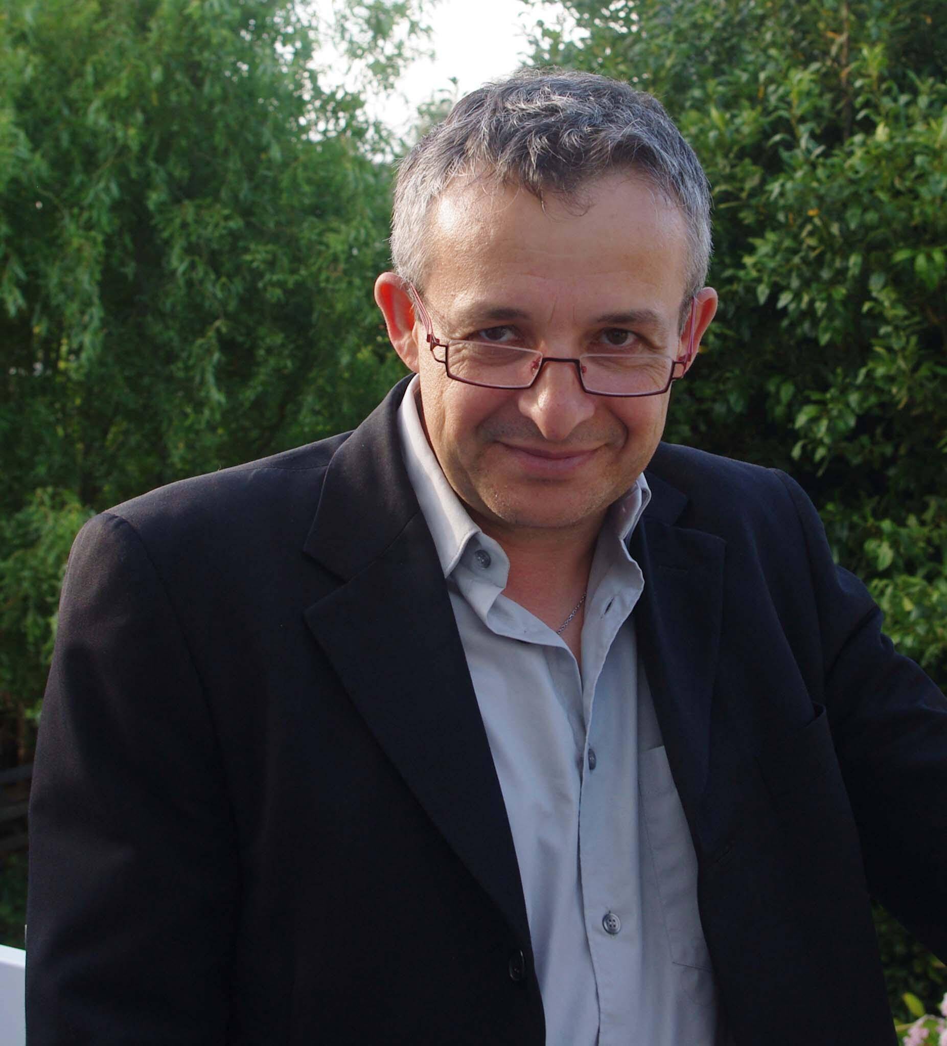 Yannick  - Expert Framer, AI tools, Wordpress, Elementor Pro