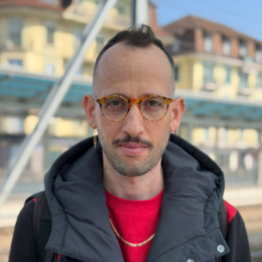 Nir Zabari Yenni