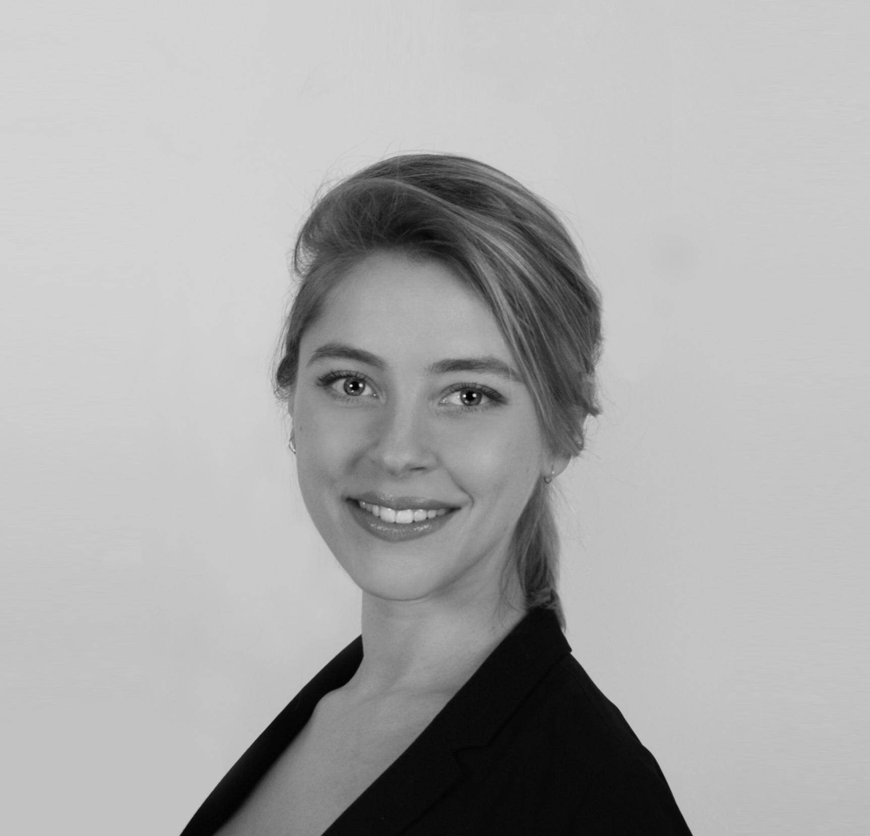 Cora  - Azure Data & Cloud Consultant