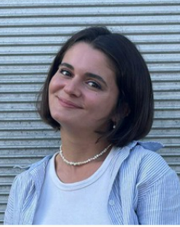 Inès C.
