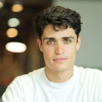 Adam Abdelmoumen Stefani