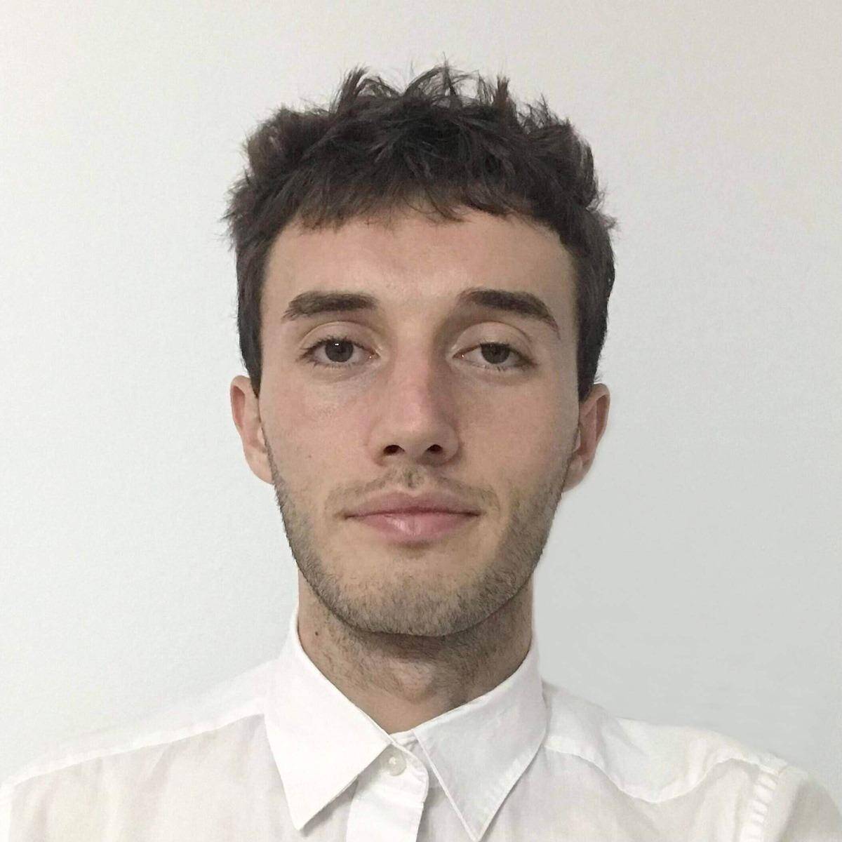 Catalin Malacu - Juriste - Droit international, Contrat, CGV-CGU