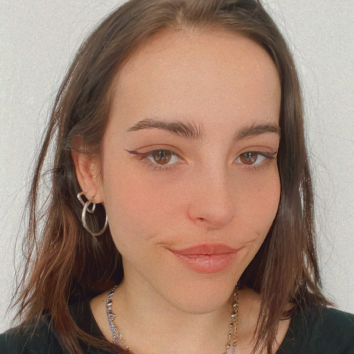 Esperanza C. - Productora Ejecutiva & Directora Creativa