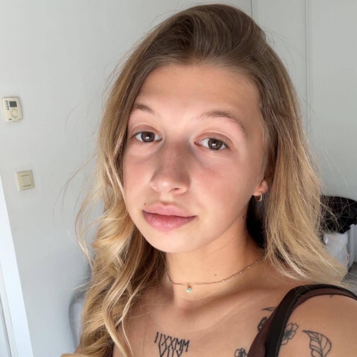 Berengère  - Community Manager – création de contenus assistée