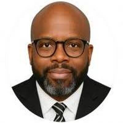 Frank Ouna - Data Engineer / Analyst