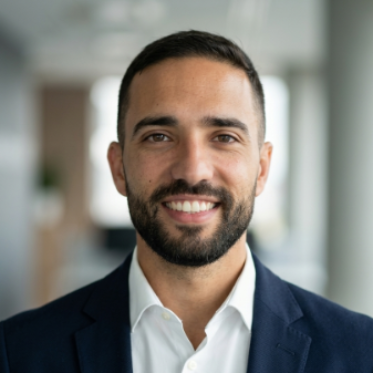 Maxerco Morales - Controller Financiero | Análisis de Costes