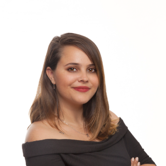 Isa  - Digital Partner: Estrategia de Marketing & Excel