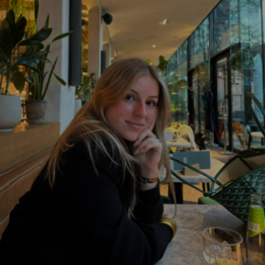 Eva Appelghem