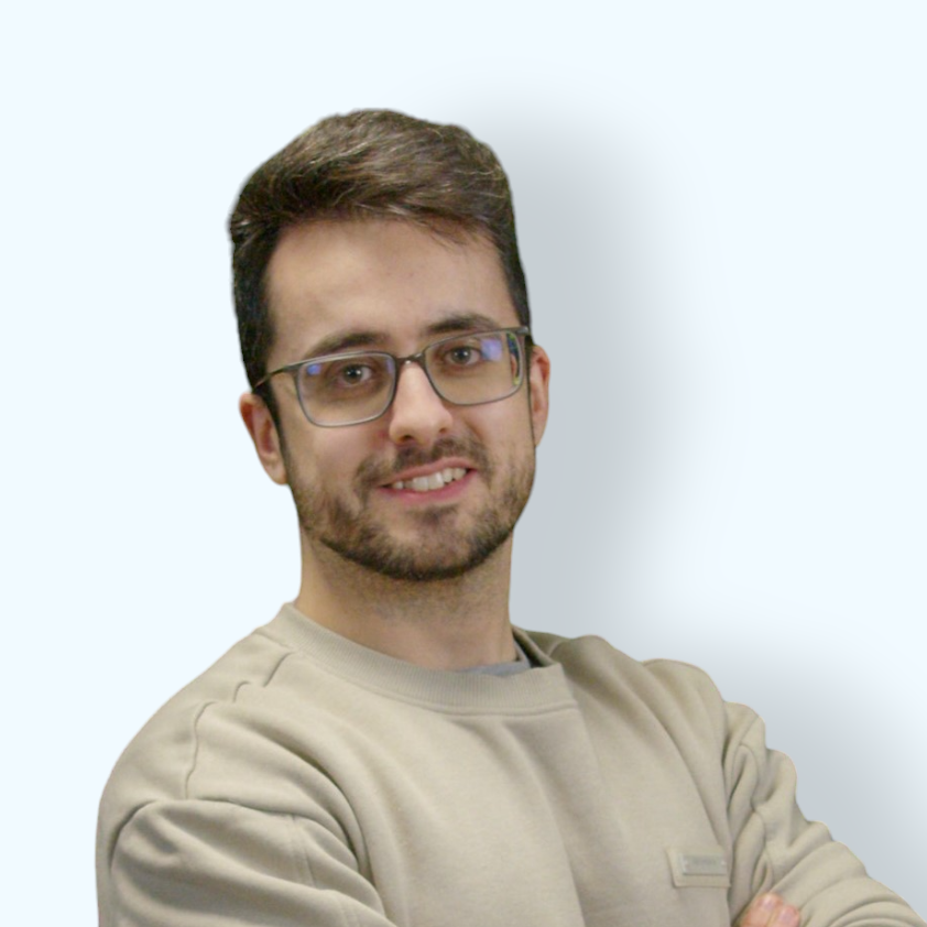 Álvaro O.