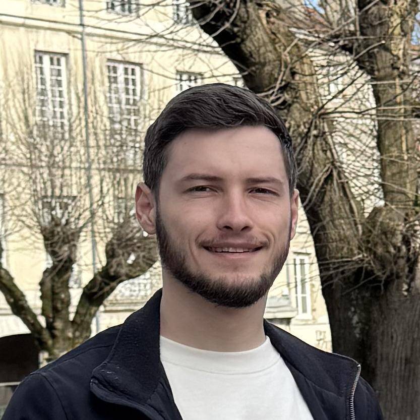 Esteban B. - Développeur WEB | Expert WordPress | PHP
