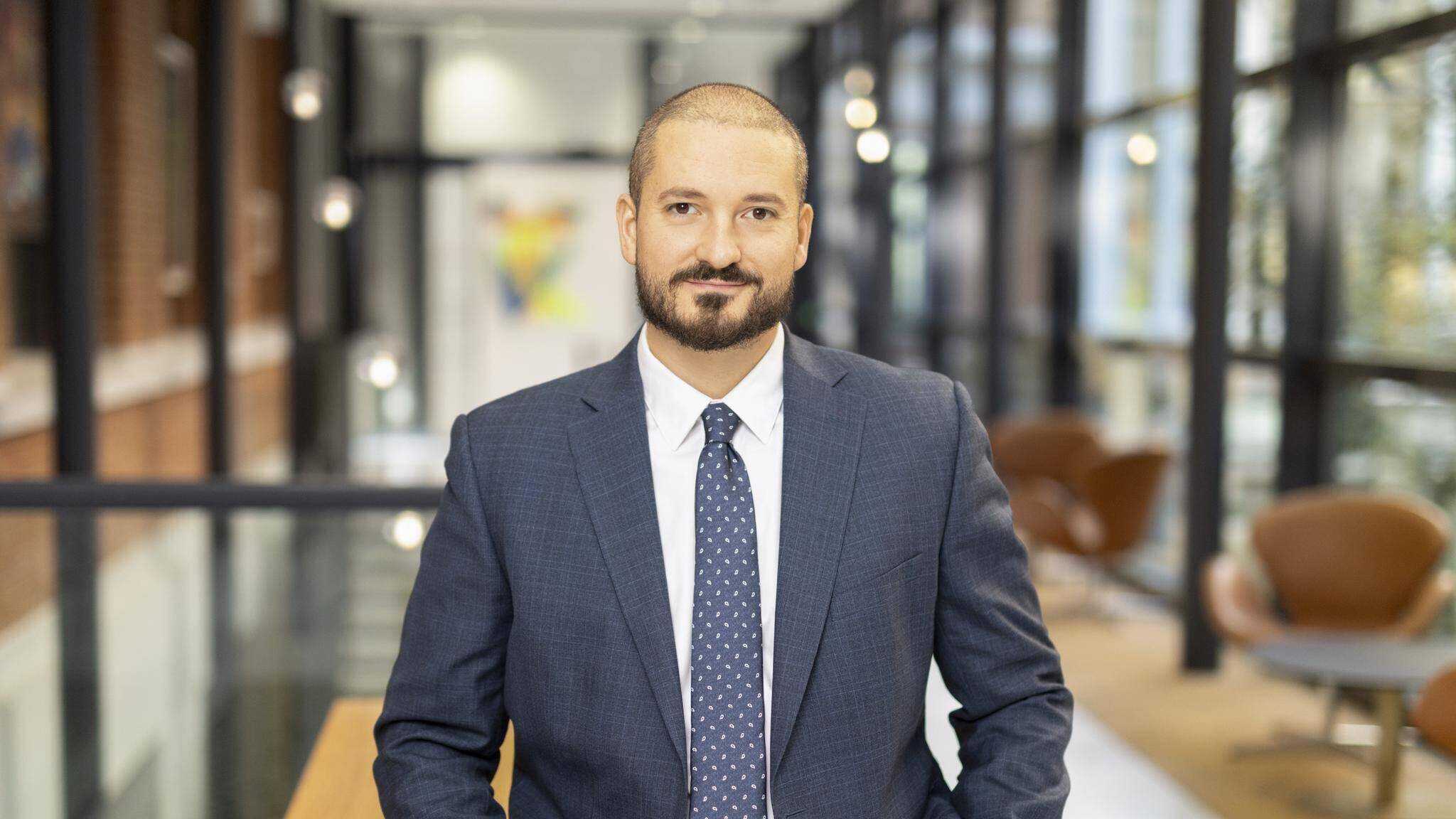 Maxime D. - Avocat / Juriste - Droit des affaire