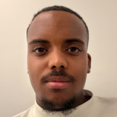 Westyn Piquionne - DIRECTEUR ARTISTIQUE & COMMUNITY MANAGER