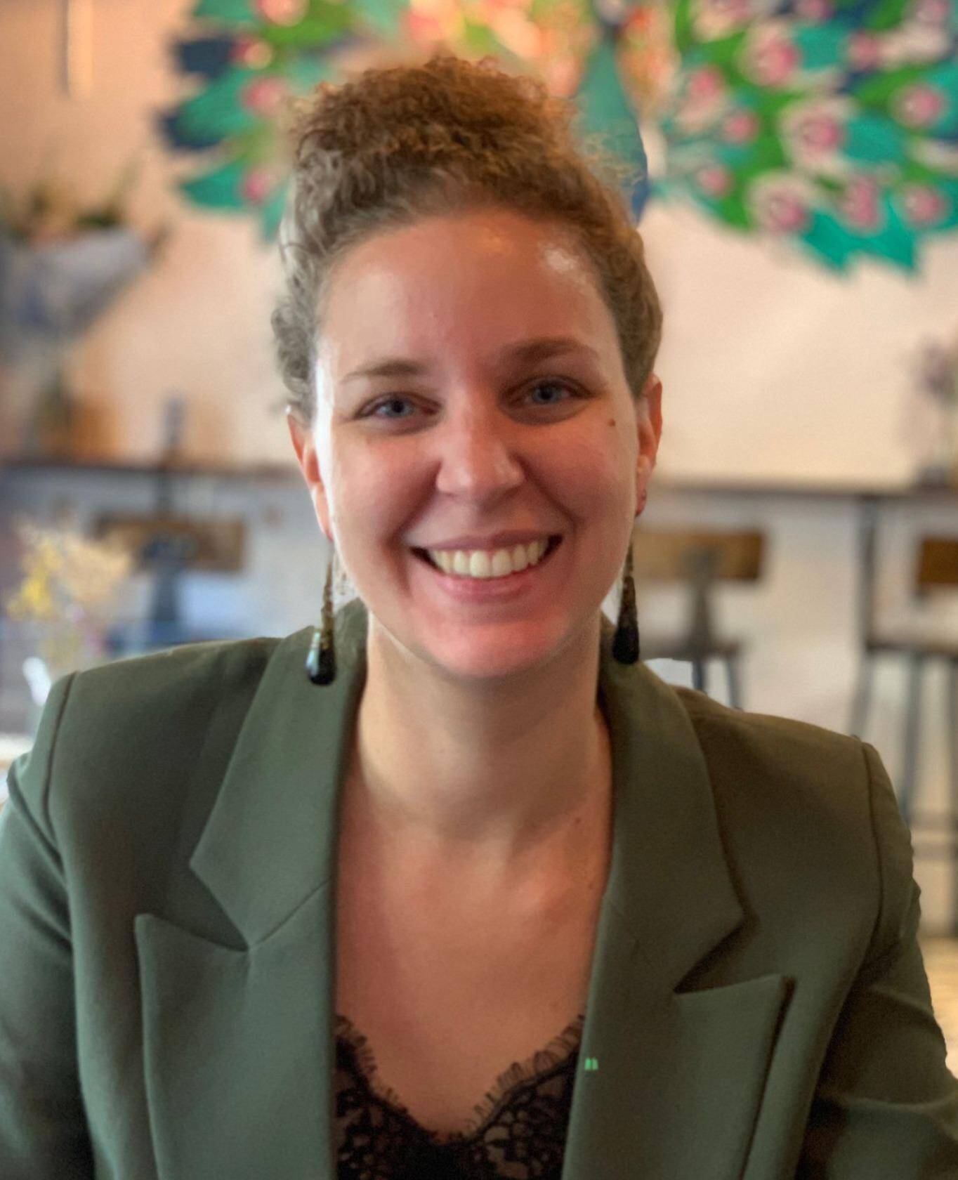 Lara Ariño - Asistente Virtual - Salud, Gastronomía y Turismo