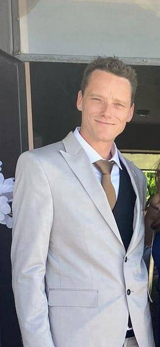 Maurits  - Translator, Proofreading/Editing, and Correction