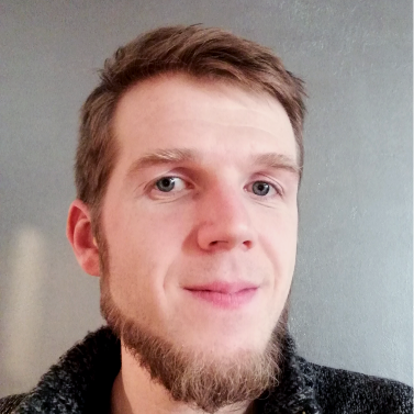 Axel Fleury - Développeur multimédia Unity 3D  (mobile, pc, web)