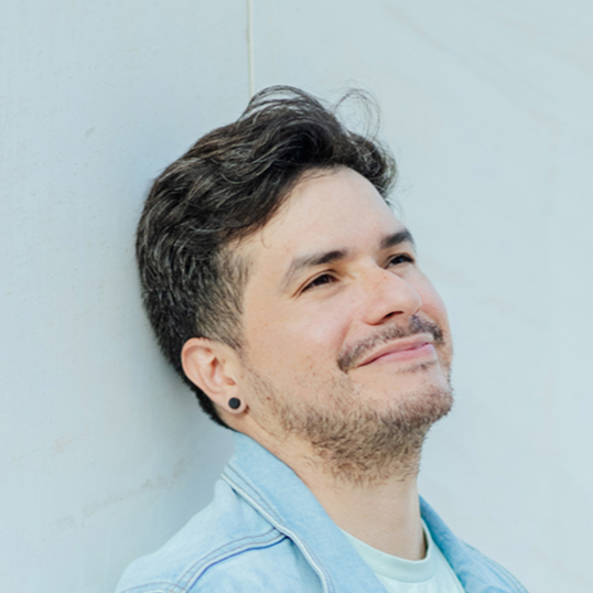 Jean Pierre Bustamante - Magic Designer, Illustrator, UX/UI designer